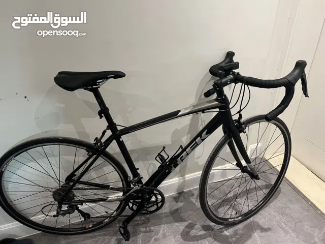Trek domane AL2. Road bike دراجة طريق دومان تريك