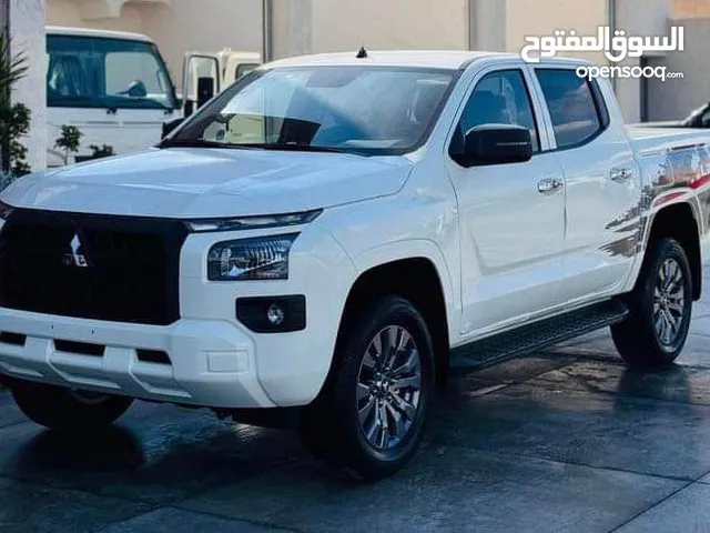 ميتسوبيشي L200 2024 رباعي صفاررر