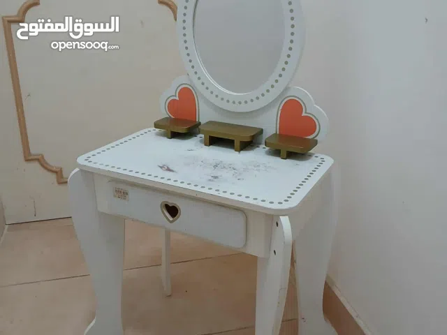 Kids dressing table  5 BD pickup juffair  WhatsApp