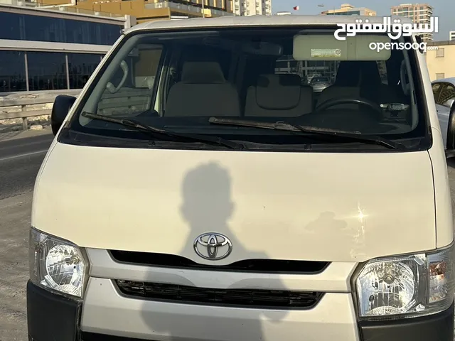 TOYOTA HIACE 2017 GOODS VEHICLE FOR SALE