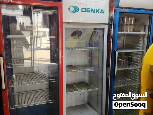 عارضات 3 للبيع