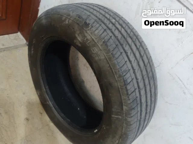 للبيع تايرين استخدام 15 يوم مع الفواتير
