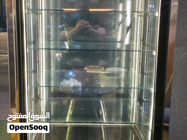 ثلاجة عرض طويلة شبه جديدة مستعملة للبيع