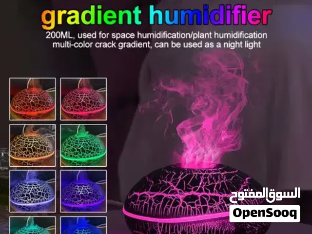 مرطّب  ومعطّر جو ، وموزّع عطور ،  بألوان جميلة و مختلفة، مناسب للغرف الكبيرة والمكتب...