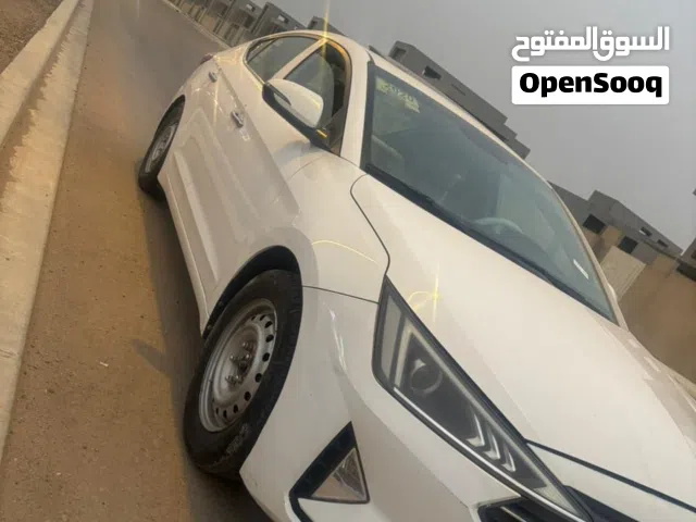 2020 هيونداي i10 Standard
