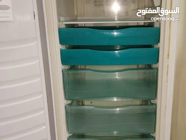 فريزر ويرلبول ايطالي