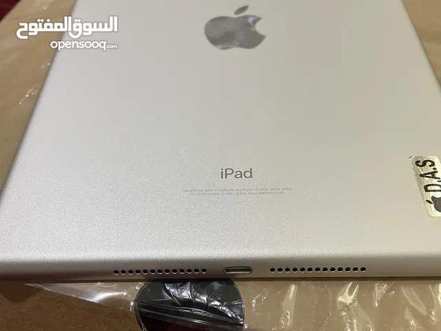 Apple iPad 32 GB in Al Riyadh