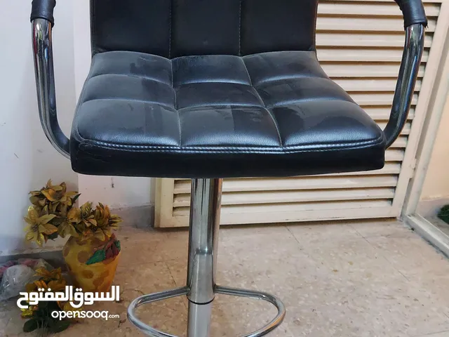 كرسي للبيع قابل للصعود و الهبوط