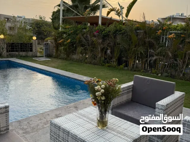 550 m2 4 Bedrooms Villa for Rent in Giza Sheikh Zayed