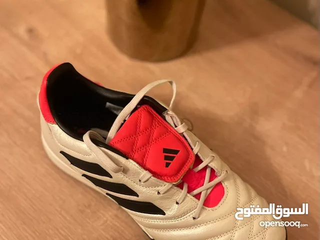40.5 Sport Shoes in Tripoli