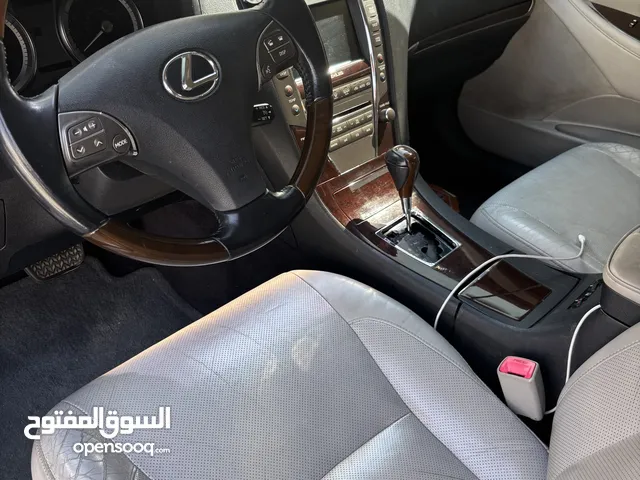 لكزس es350 للبيع