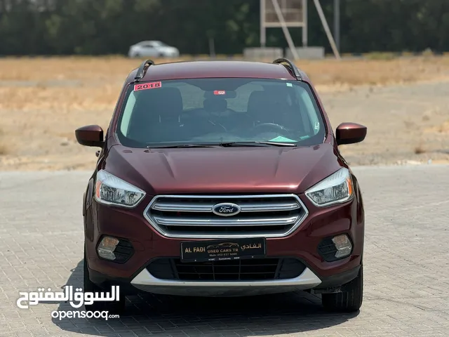 Ford Escape  / 2018 /  v4 perfect condition  / 28000 aed /