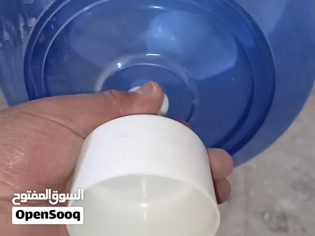 خزان ماء صغير للفلتر مع عوامه لكولر المياه شبه جديد لم يستخدم
