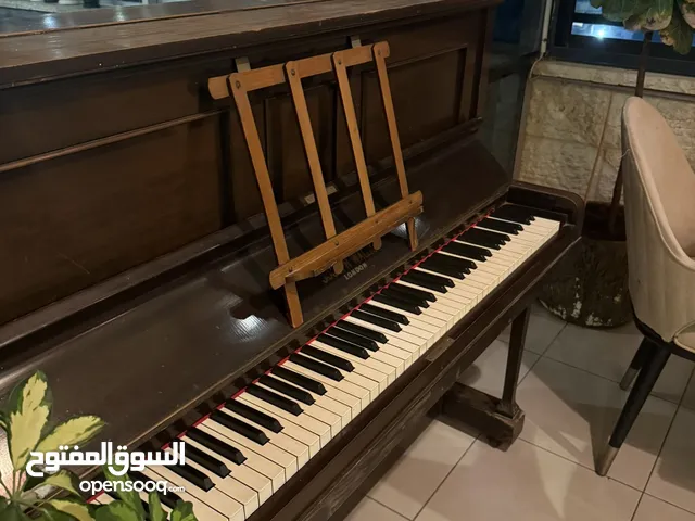 بيانو للبيع