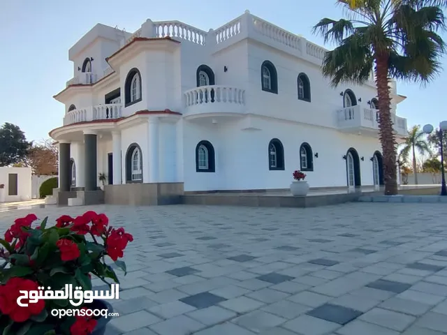 600 m2 More than 6 bedrooms Villa for Rent in Giza Sheikh Zayed