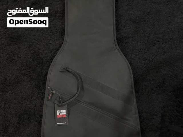 شنطة جيتار جديدة