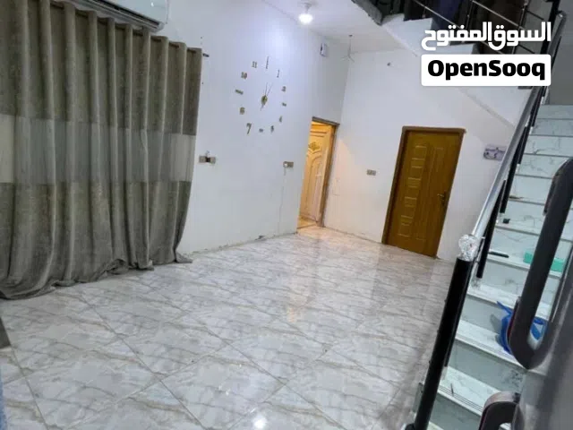 126 m2 1 Bedroom Townhouse for Sale in Basra Tannumah
