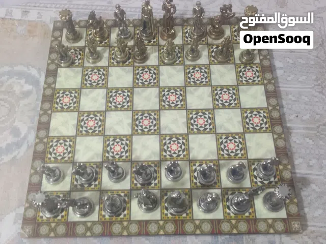 سطرنج اللوحة ارابسك البيادق معدن ليس خشب