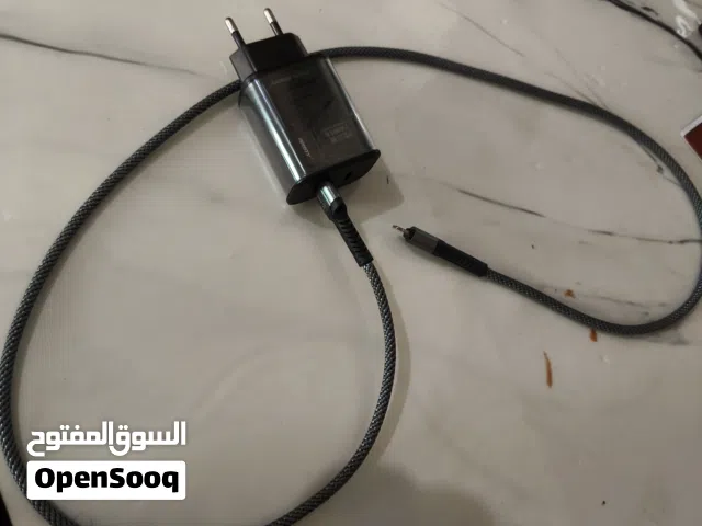 شاحن ايفون اصلي وكاله