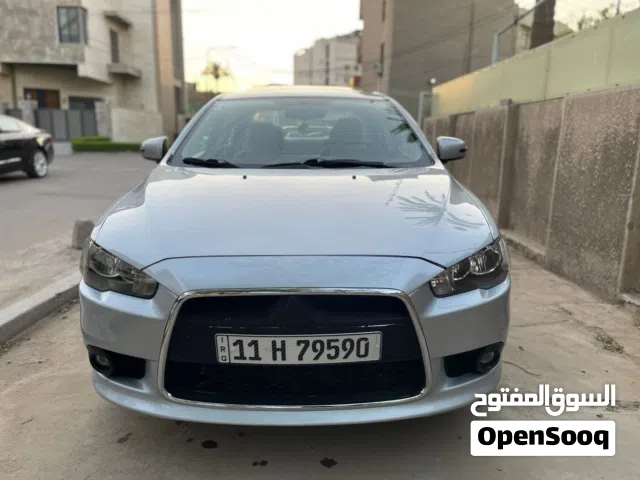 2016 ميتسوبيشي لانسر Standard