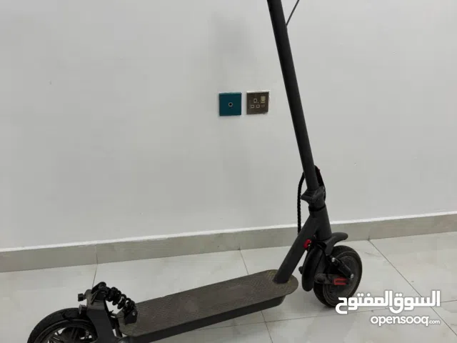 سكوتر نظيف و جديد