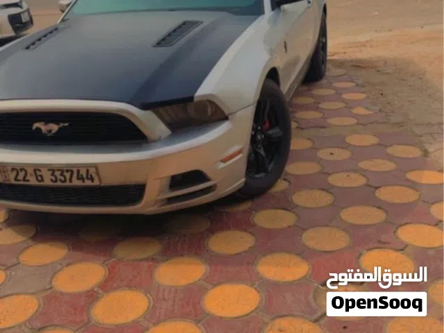 2014 Ford Mustang Standard V6