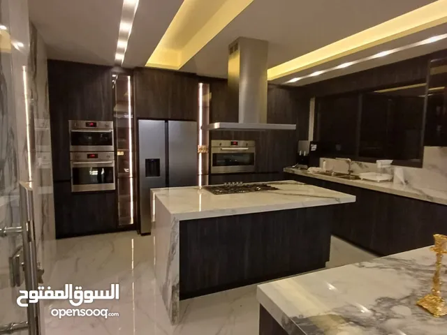 300 m2 4 Bedrooms Apartments for Rent in Amman Deir Ghbar