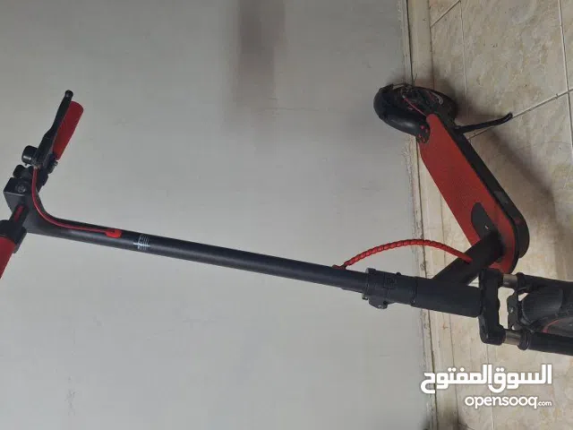 negotiateable  only used 400km  with  charger