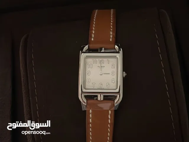 ساعة هرمز جديده ولا لبسه Hermes ورقة ضمان من دبي مول موجوده