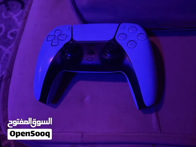 يد بلايستيشن 5