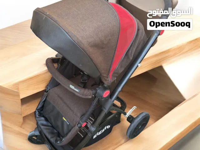 عربة أطفال