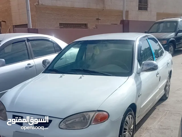افانتي نيو 1998