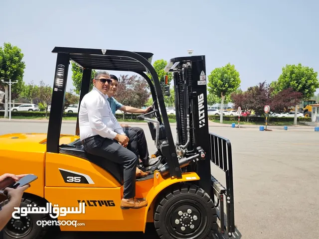 رافعات شوكية بجميع انواعها واحجامها  #رافعه شوكيه 3طن للإيجار  #رافعه شوكيه 5طن للإيجار  #رافعه شوكي