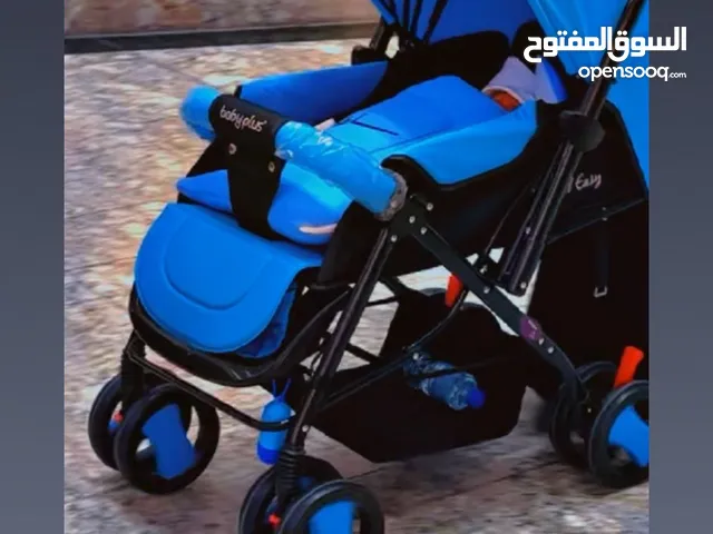 عربة اطفال نظيفة baby trolly