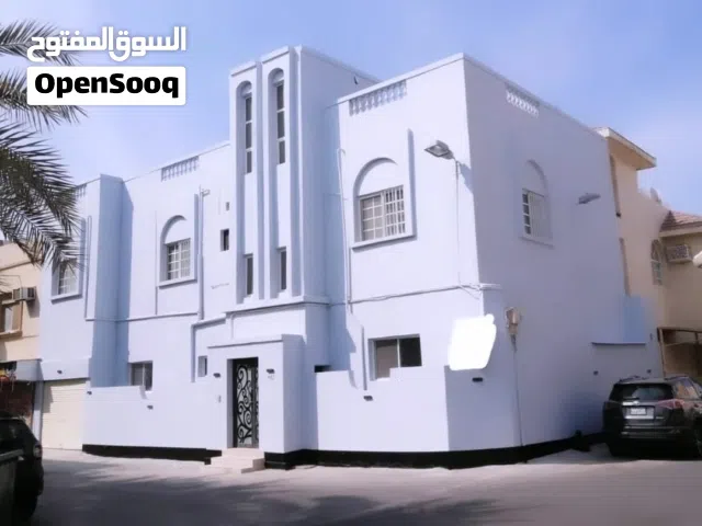 400 m2 3 Bedrooms Villa for Rent in Muharraq Muharraq City