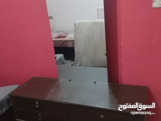 بيرو تسريحه موديل قديم للبيع 12 دنانير