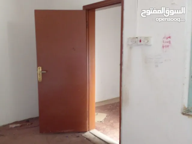 100 m2 2 Bedrooms Apartments for Rent in Muharraq Muharraq City
