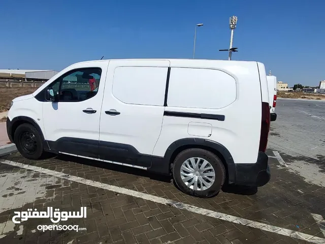 Used Peugeot Rifter in Dubai