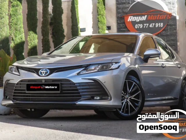 2023 Toyota Camry GLE