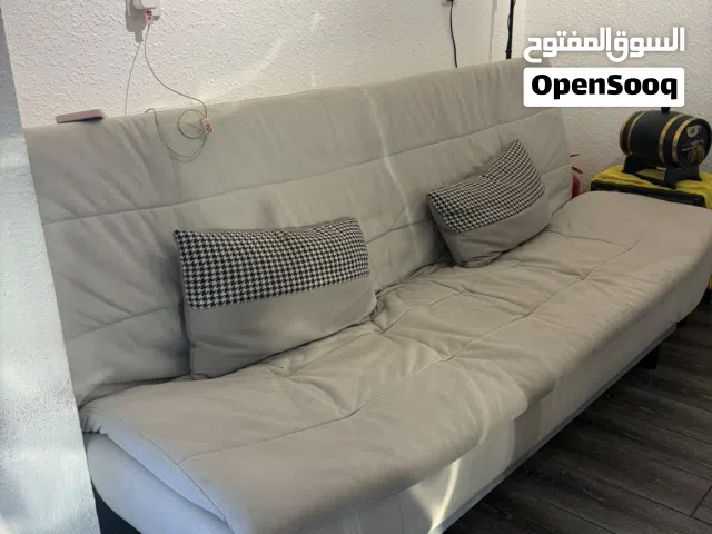 صوفا وسرير بنفس الوقت