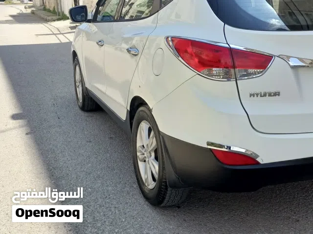 2011, هيونداي, توسان, Standard