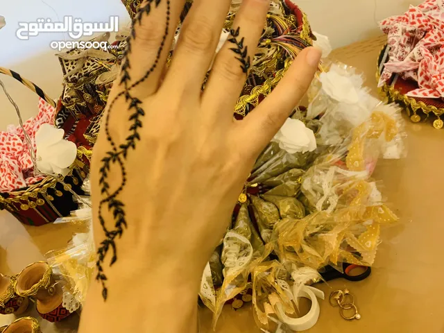 رسم حنااء حسب الطلب وبأسعار مميزه وعروض حصريه