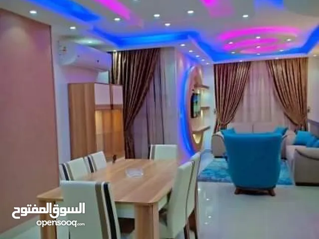 شقة في مصر الجديدة مفروشة فندقية ايجار يومي وشهري مكيفة امان وهادية عائلات وشبابية سوبر لوكس