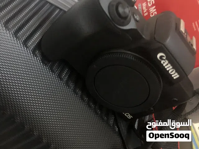 كاميرة كانون M50