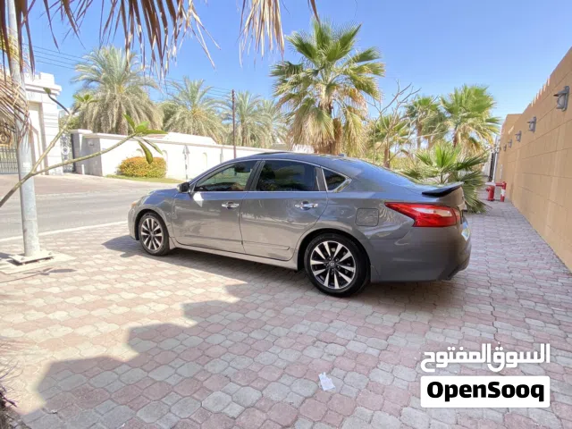2016 نيسان التيما SV