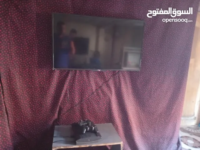 3 اجهزه بلاستيشن 3 بحال الوكاله +بلاستيشن 4 سلم 500 قيقا +4شاشات 43 3عادي وحده سمارت