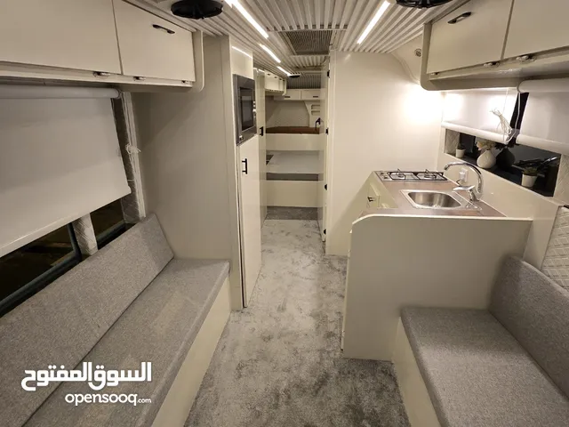 للبيع باص محول كرفان جاهز للسفر والكشتات