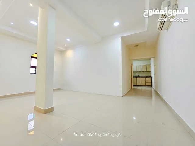 89 m2 1 Bedroom Apartments for Rent in Muharraq Arad