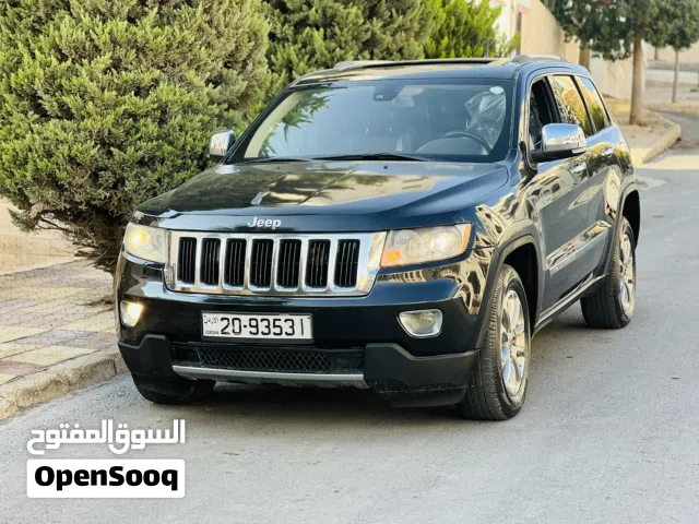 جيب شروكي 2011  اعلى صنف محول 2020 بحاله الوكالة فحص كامل