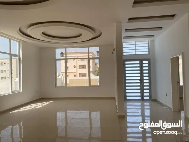 425 m2 5 Bedrooms Villa for Sale in Muscat Al Maabilah